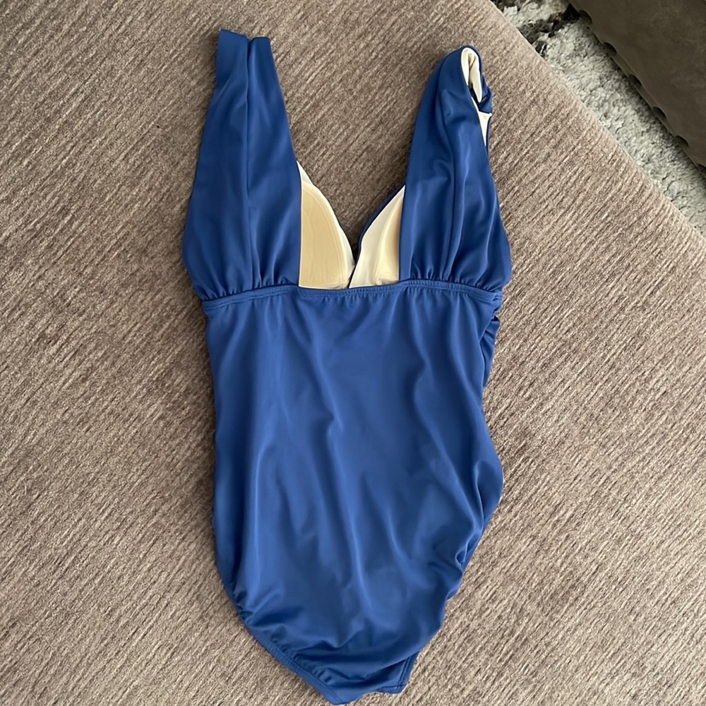 H&M Maternity One suit - Picture 5 of 7